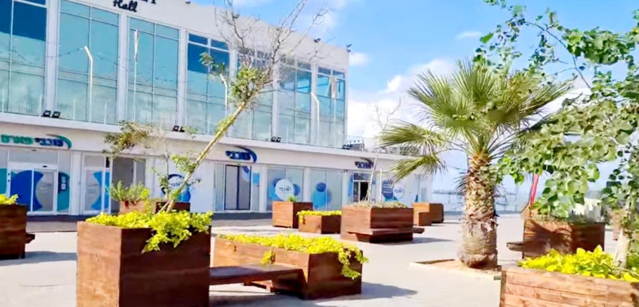 Beachfront Studio Apartment Bat Yam 412 Bagian luar foto